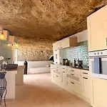 Cueva Thalia - Luxury Cave With Heated Indoor Pool And Garden סן מיגל דה אבונה