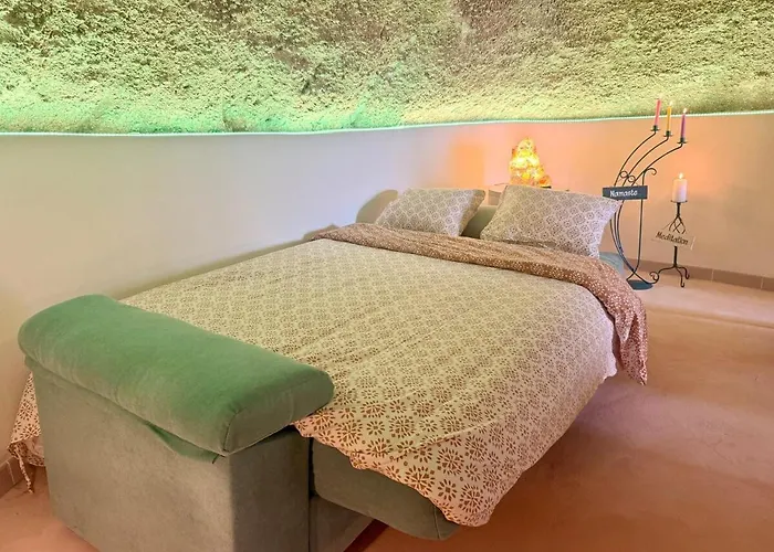 Cueva Thalia - Luxury Cave With Heated Indoor Pool And Garden Ferienhaus San Miguel de Abona